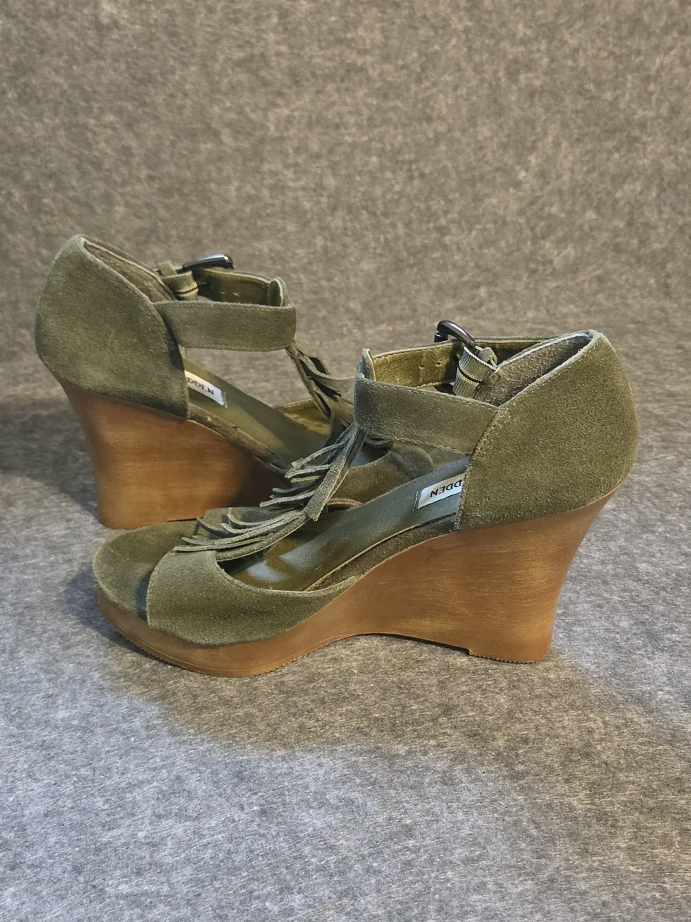Steve Madden Olive Green Suede Fringe Wedge Sandals